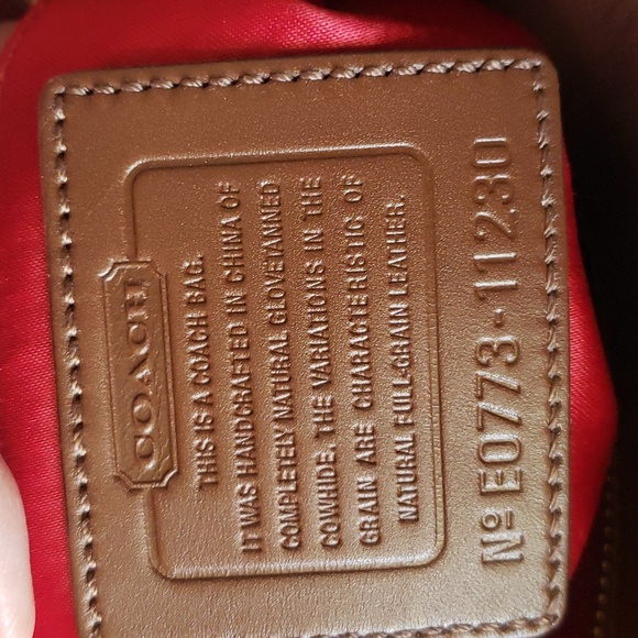 Coach Soft Brown Leather Tote Coach Perfect For Everyday Outing - Picture 10 of 17